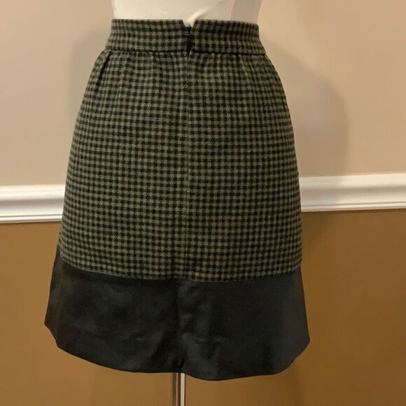 J. Crew wool blend leather-trim houndstooth skirt 10 - Picture 5 of 12